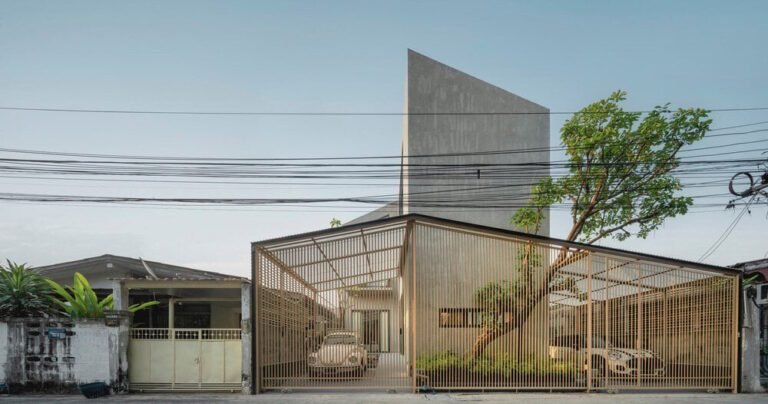 AUN design studio curates ‘reflection house’ for a multi-generational family in bangkok