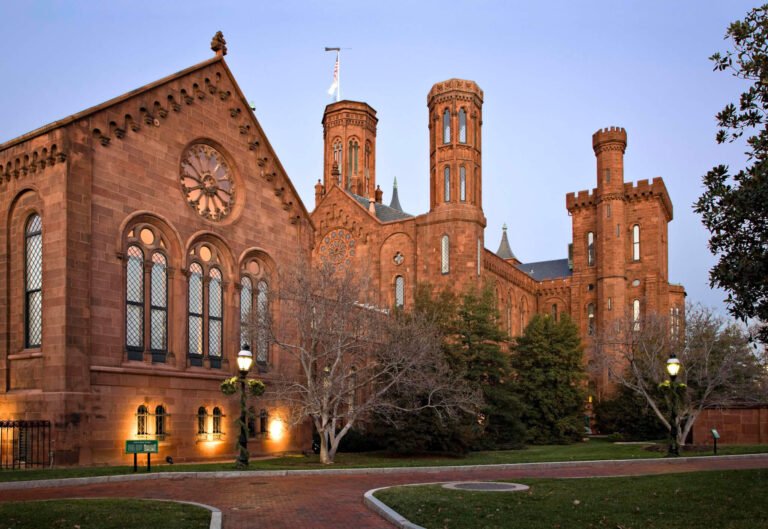 Smithsonian’s “Castle” to close for its first major renovation in 50 years