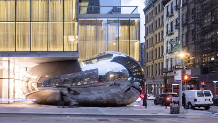 Currents: Anish Kapoor’s New Sculpture Unveiled at 56 Leonard in Manhattan