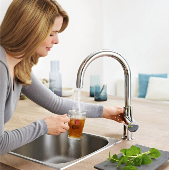 Tap smarter not harder with innovative kitchen taps | News | Architonic