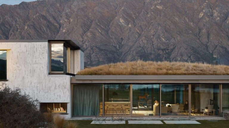 Fearon Hay’s Matagouri House Fuses with the Craggy Terrain of New Zealand’s South Island