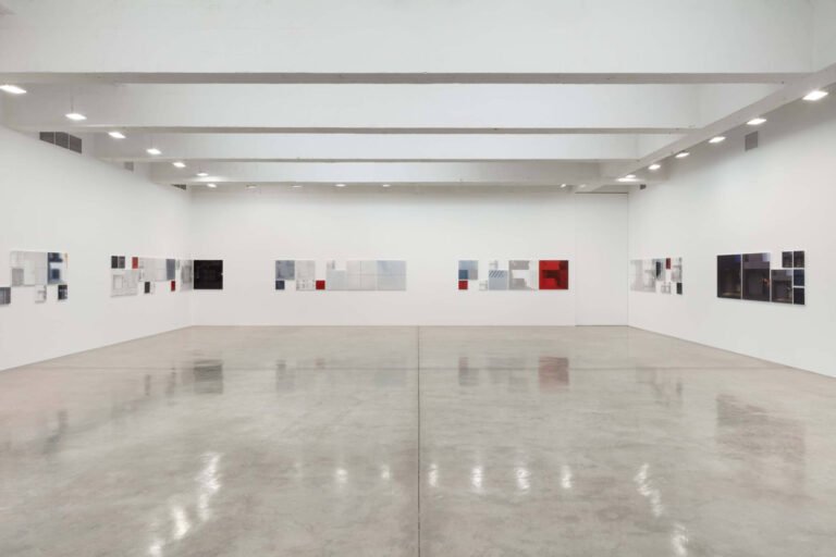 Uta Barth’s impressive …from dawn to dusk studies the grid of the Getty Center