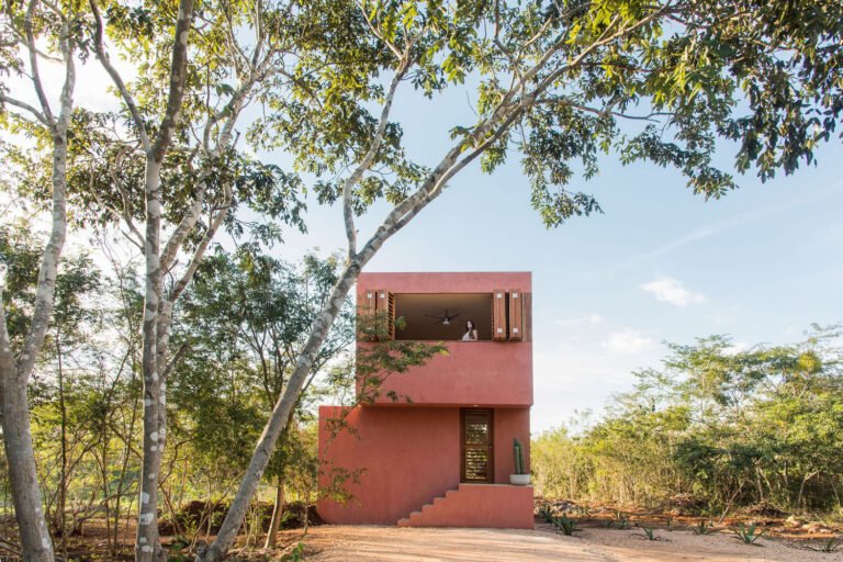 How to Design a House with Less than 75 m2? Examples of Houses and Apartments in Mexico