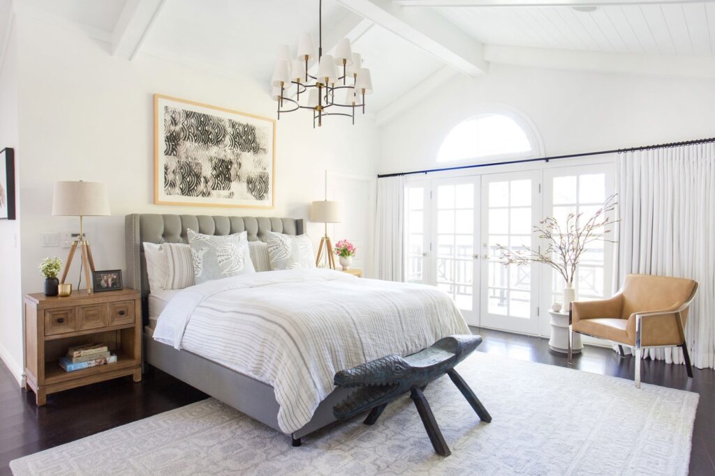 Image may contain Room Indoors Bedroom Furniture Interior Design and Rug