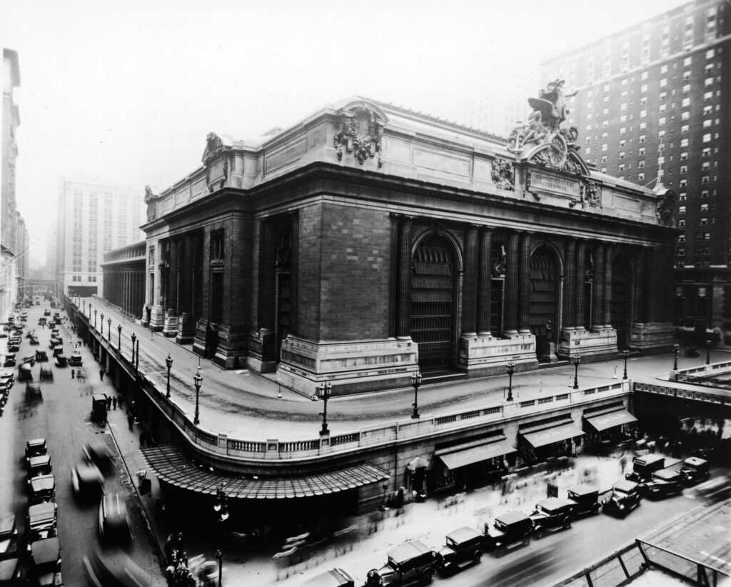 Exterior view of the Grand Central Terminal designed by Reed Stern Warren Wetmore circa 1920.