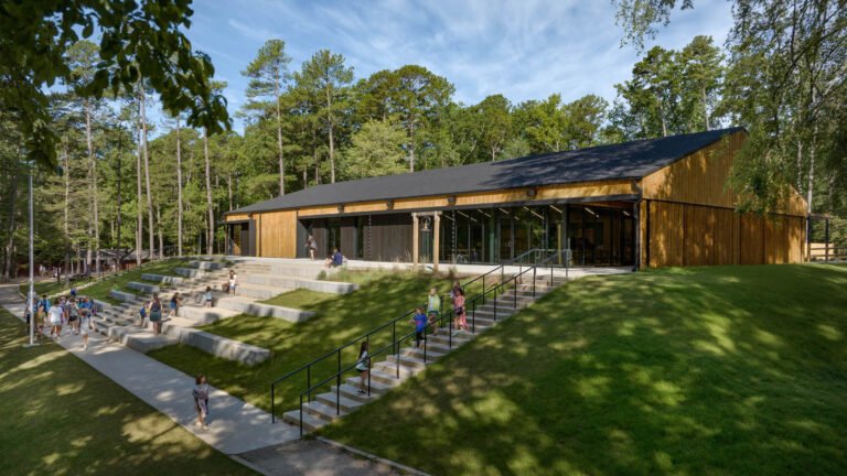 In North Carolina, a Modern Take on the Summer Camp Dining Hall With Rustic Appeal