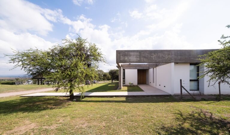 Causana House / ODA – Oficina de Arquitectos Lanzone – Gabarro