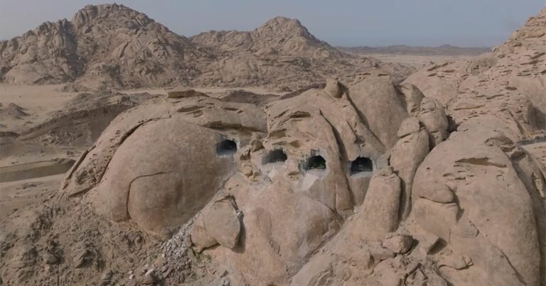 red sea reveals advancements on oppenheim architecture’s desert rock resort in saudi arabia
