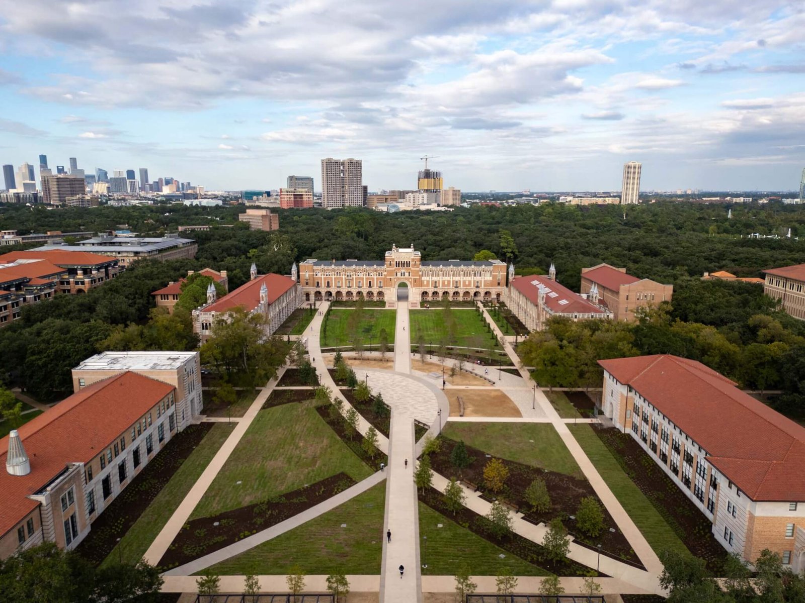 Nelson Byrd Woltz redesigns Rice University’s academic quadrangle