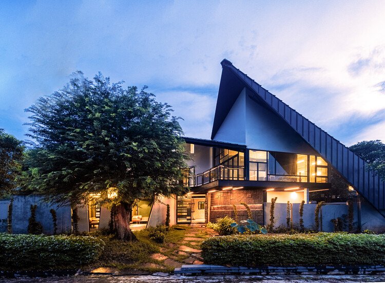 Haushaus / Akitephile - Exterior Photography