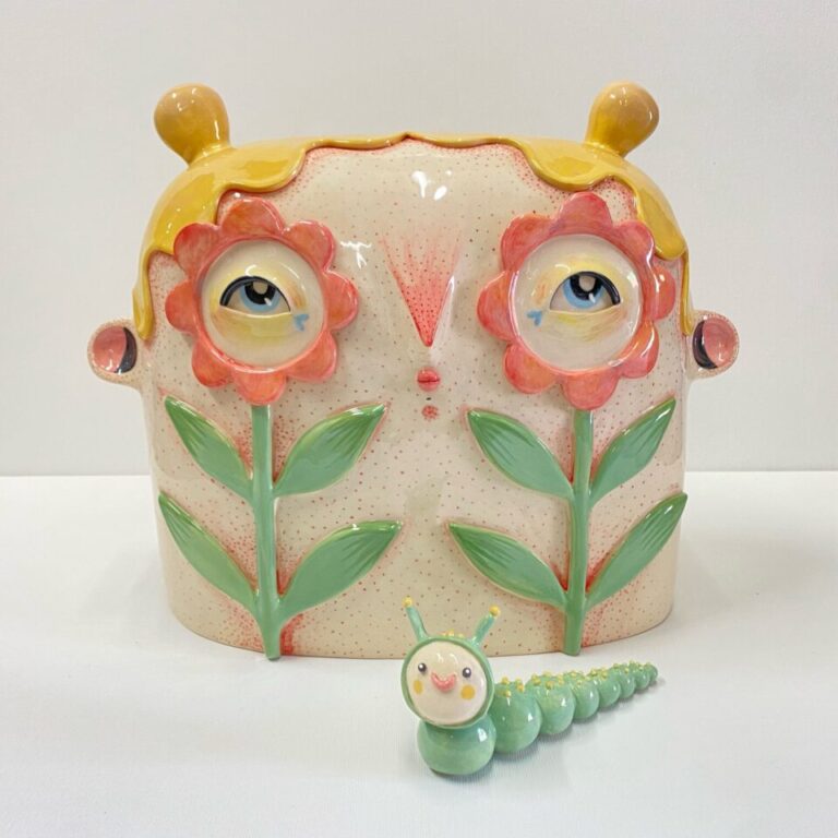 Nature Alights on Cheerful Faces in Abi Castillo’s Ceramic Sculptures