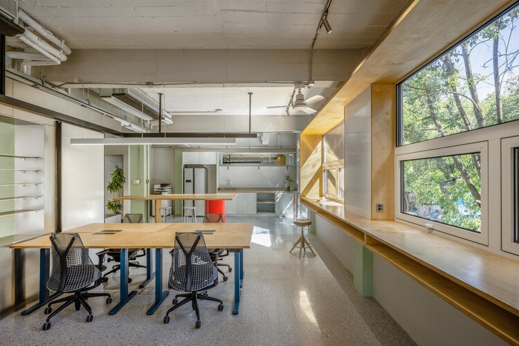 Health & Beauty Office Space / Shang Interior Architects - Interior Photography, Lighting, Chair, Glass