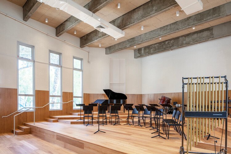 Music Center Tel Aviv-Yafo / Ifat Finkelman + Dan Hasson - Interior Photography, Dining room, Windows, Chair, Beam