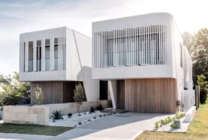 BRONZE-WINNER-Residential-Architecture-Lawson-Fernando-Banales-Arkhaus-Studio-Australia.jpg
