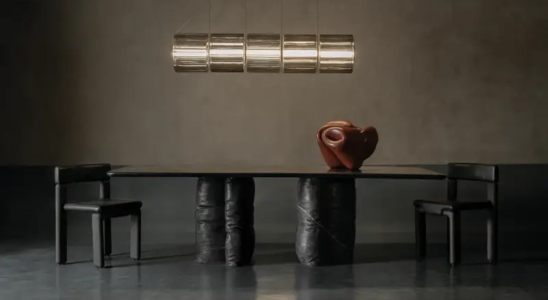 Column Pendant.