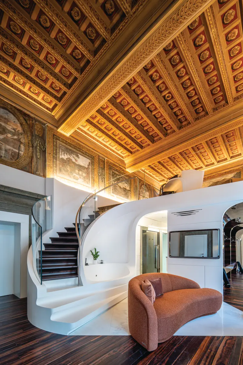 Hotel Romeo.