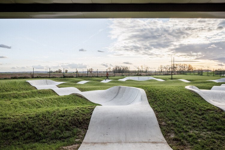 Nikola Karabatic Sports Complex / Atelier Aconcept - Image 5 of 24