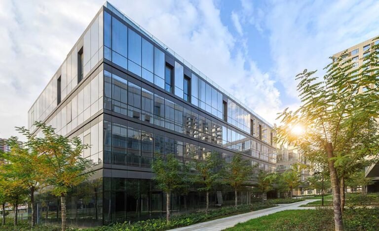 Vapor Barriers Help Control Moisture in Tighter Building Designs