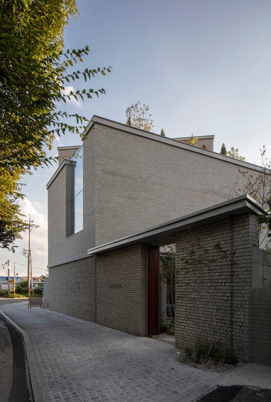 STAY MORE Flagship Store / STAY Architects - Exterior Photography, Brick