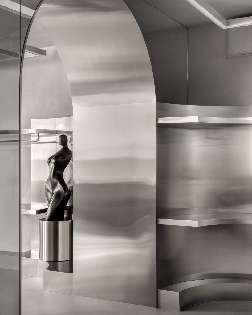 anoeses showroom kyiv