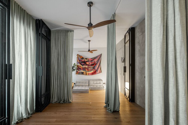 Urban Retreat / Atelier Réalité - Interior Photography, Wood, Lighting
