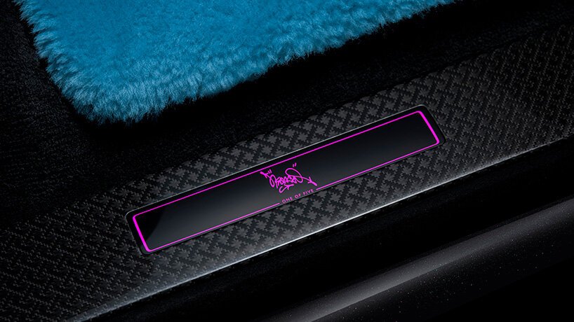street art meets luxury as cyril kongo graffitis rolls royce black badge - 3